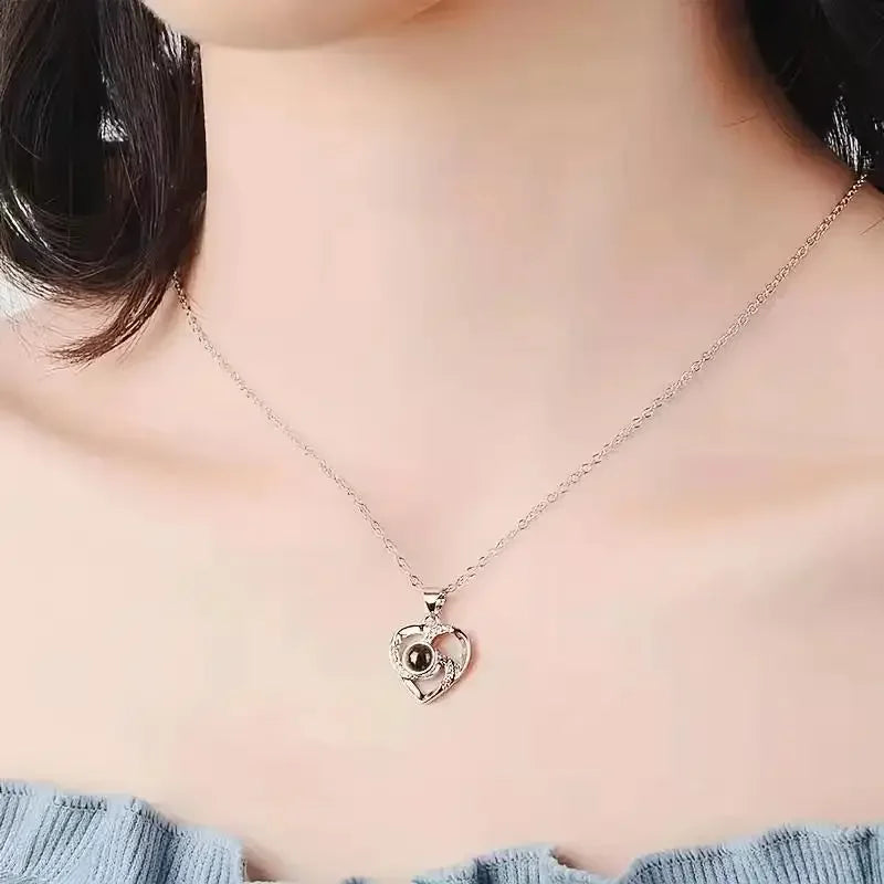 Caixa de Flores com Colar “I Love You”